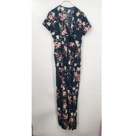 New NWT Volcom Haute Tropic Wide Leg Floral Jumpsuit Size Medium - Picture 3 of 12